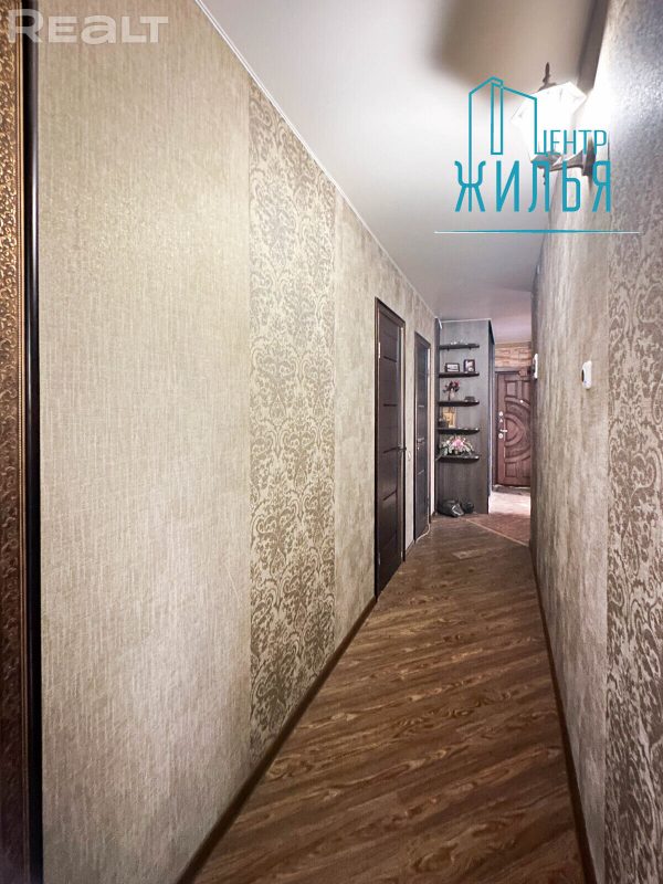 Еще прихожая в квартире на Южной