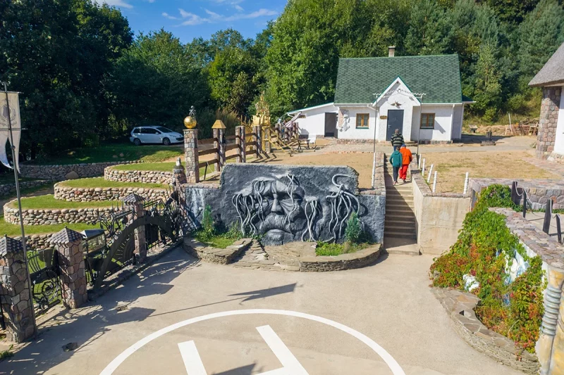 “Нет состава правонарушения”. Власти ответили на просьбу Бондаревой закрыть агроусадьбу “Литовка” Усадьба "Литовка"