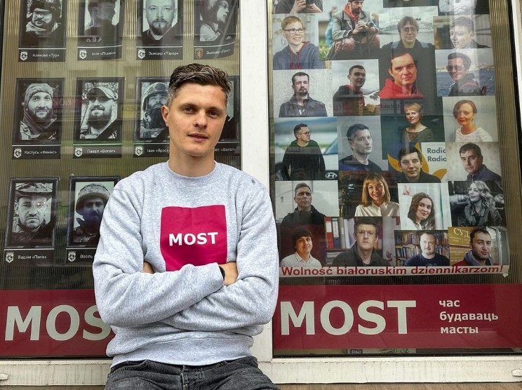 “Удаляли поздравления”. В Гродно людей задерживают за подписки на бывшего журналиста Hrodna.life Руслана Кулевича Руслан Кулевич.