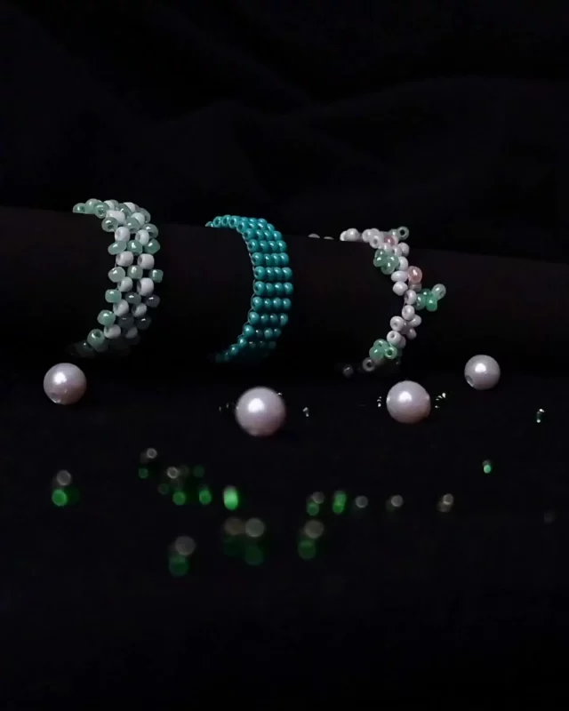 Сумки, броши и подвески: какие аксессуары из бусин и бисера продают гродненки в Instagram