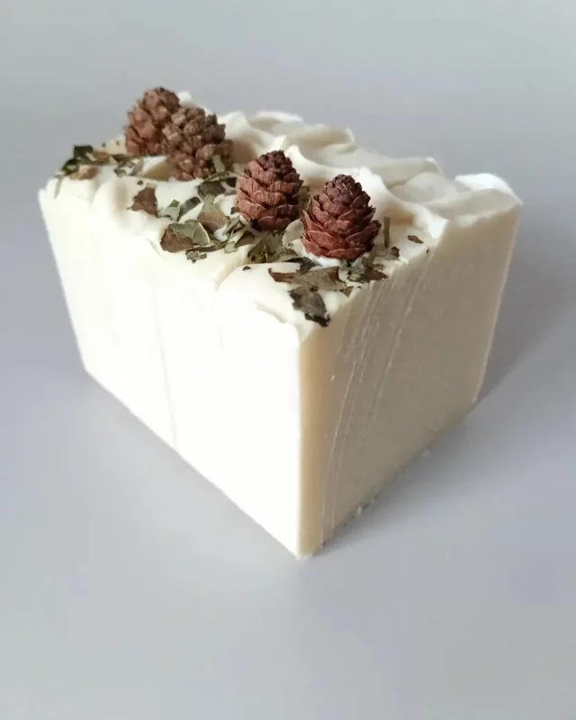 Для массажа, из натуральных масел или в форме драконов: какое handmade-мыло продают гродненки в Instagram