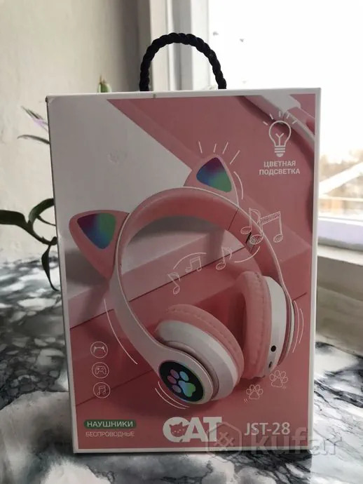 Гродненцы продают на "Куфаре" подарки, которые не пригодились: что там можно найти?