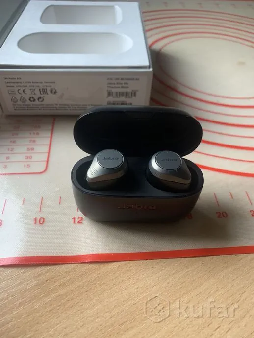 Гродненцы продают на "Куфаре" подарки, которые не пригодились: что там можно найти?