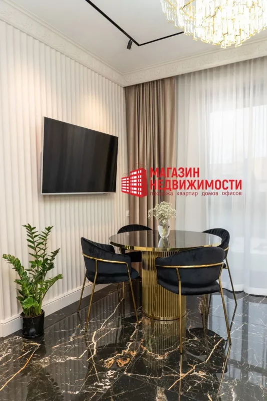 Мебель в квартире на Титова.