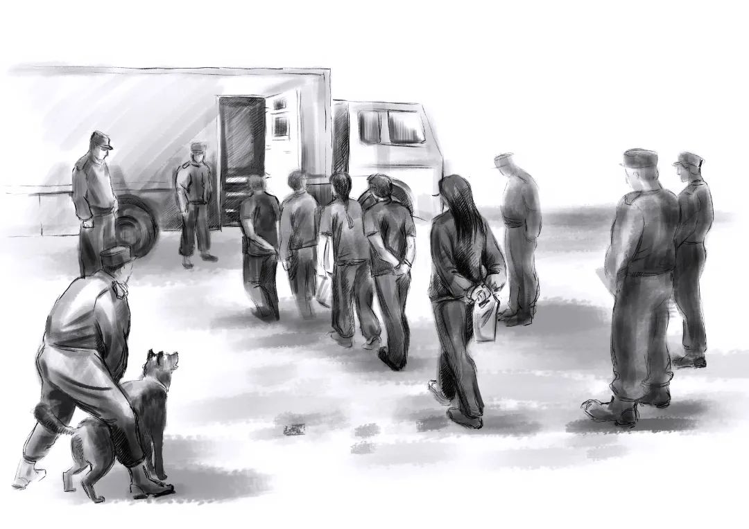 Этапирование на суды. В наручниках - экстремисты. Без наручников - просто преступники (насильники, убийцы, воры...). В пакете - документы, бутер (выдают в СИЗО), вода. Конвоиры обычно сами в шоке от всего, и не особо понимают кого и от кого они охраняют. Но выполняют распоряжения начальства. Рисунок Анны Киселёвой