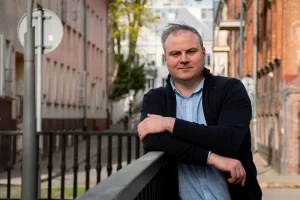 "Скорее буду наблюдать это все издалека". Юрий Мелешкевич рассказал, над чем смеялись в СИЗО и почему не пойдет в политику Юрий Мелешкевич в Белостоке.