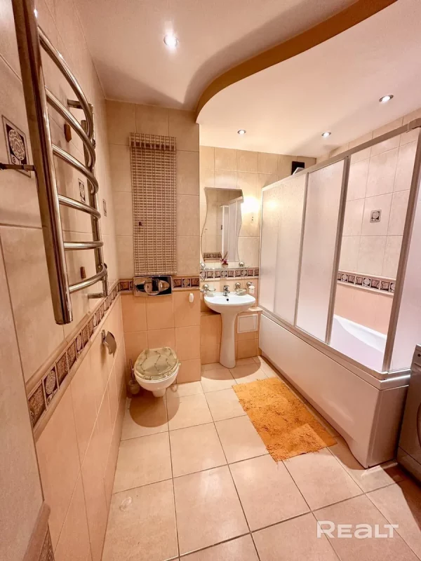 Санвузел у кватэры на Маркса. Фота: