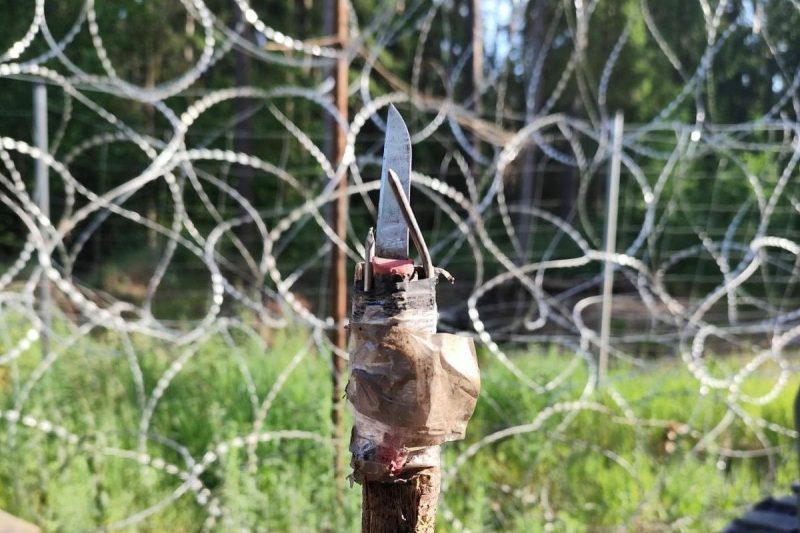 Нож, которым ранили пограничника. Фото: пресс-служба Подляского отделения Пограничной службы Польши