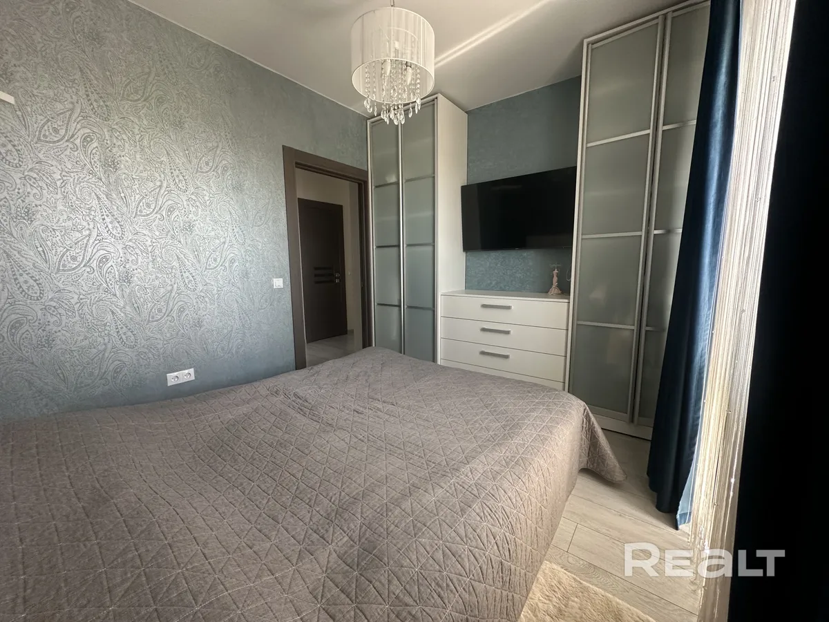 Спальня в квартире на Белых Росах