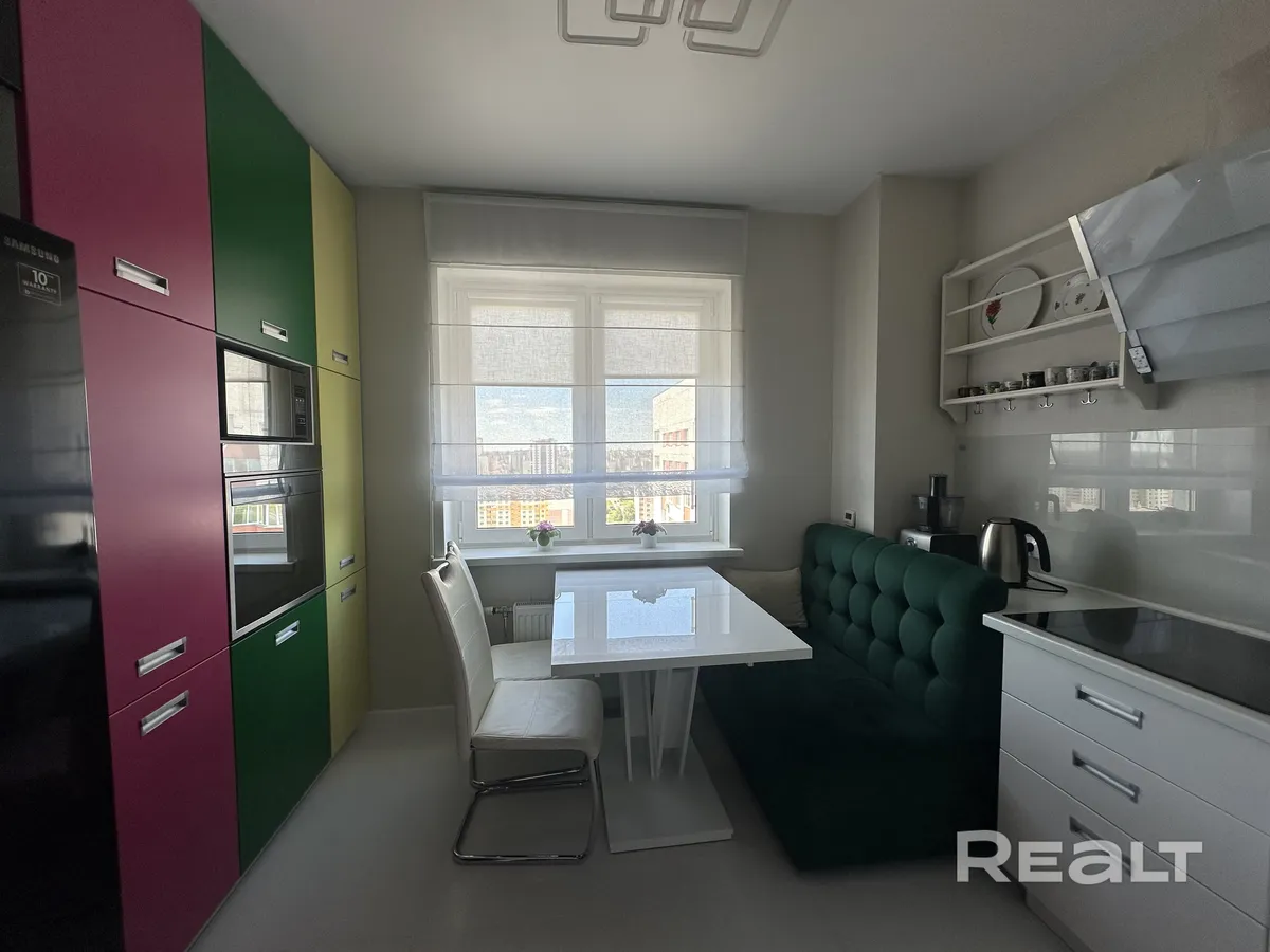 Кухня в квартире на Белых Росах