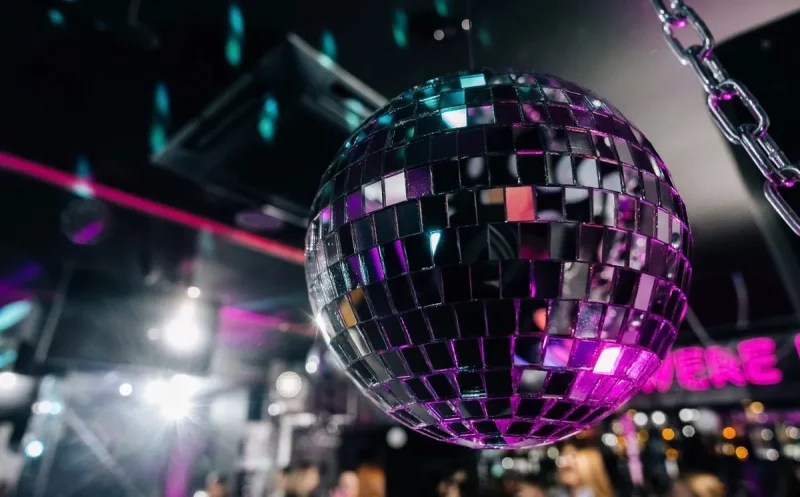 В Гродно открылся караоке-бар Insta - с акциями, кальяном и полноценной кухней бар insta