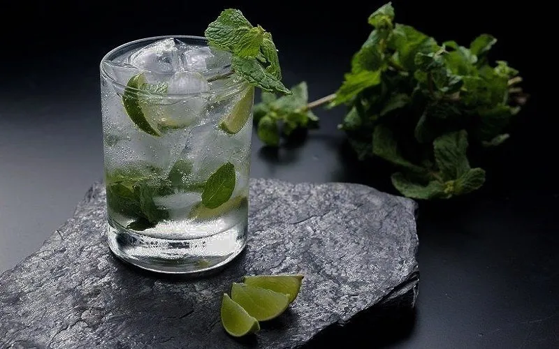 коктейли бар insta