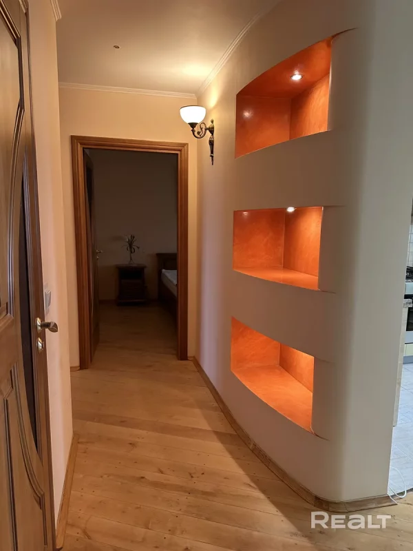 Недвижимость недели: трешка с объемным дизайном на Девятовке