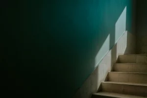 В Гродно выбили двери в квартире - оказалось, случайно