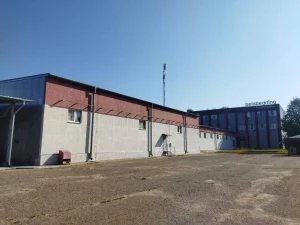 Здания компании «Белабеддинг», которые выставили на аукцион. Источники: e-auction.by