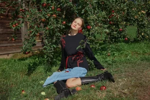 Вещи из новой коллекции Mark Formelle "Магия вытинанки"