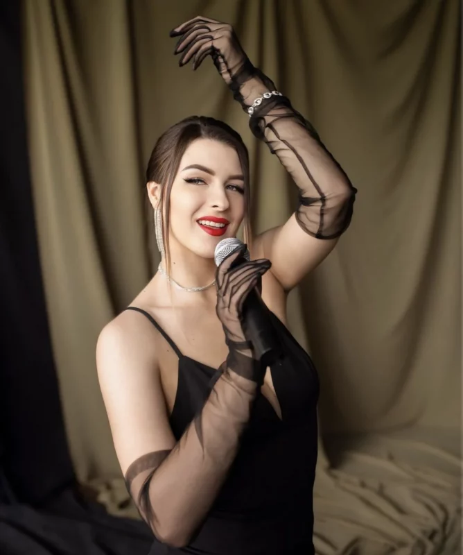 Научиться экологично выражать свои эмоции, приготовить моти и станцевать K-pop: какие кружки для взрослых есть в Гродно 