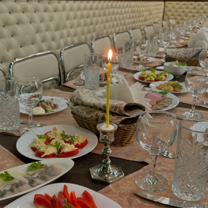 Гродненцы организовали бизнес - доставку поминальных обедов Поминальные обеды в Гродно.