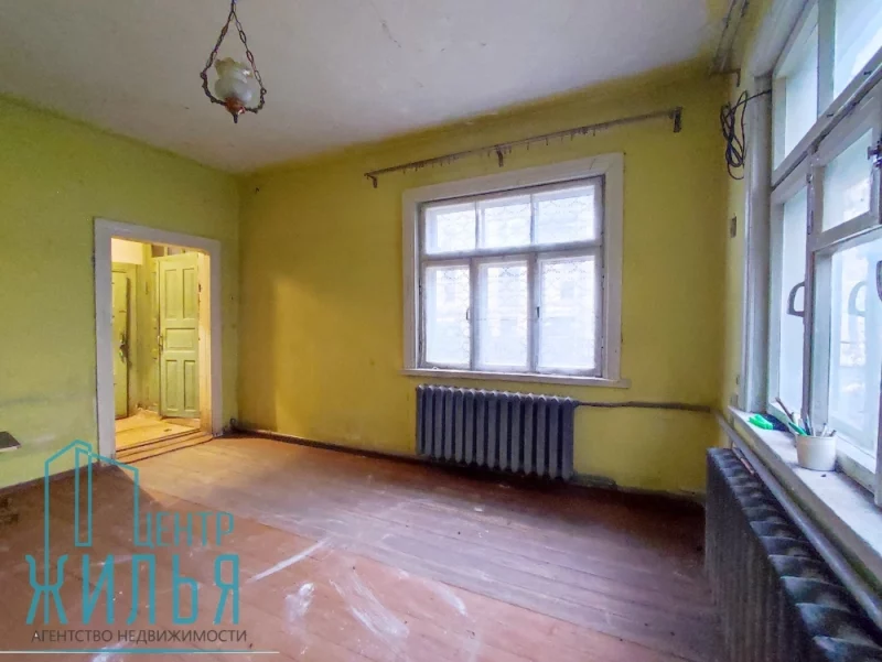 В центре Гродно продают частный дом. Продавец предлагает переделать его под кафе или пункт выдачи товаров 