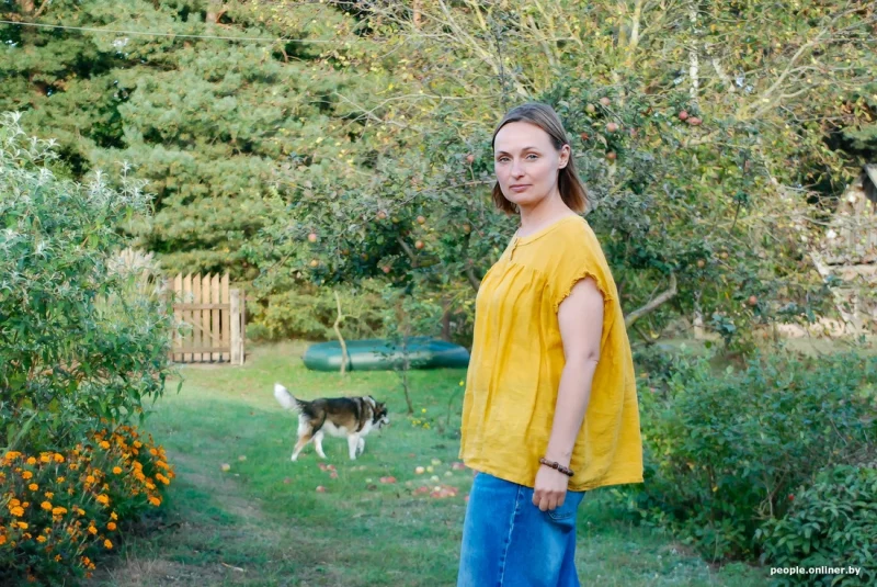 “Планую паўтарыць гербарый Элізы Ажэшкі". Гродзенка 20 гадоў працавала ветлекарам, а цяпер пляце вянкі на заказ