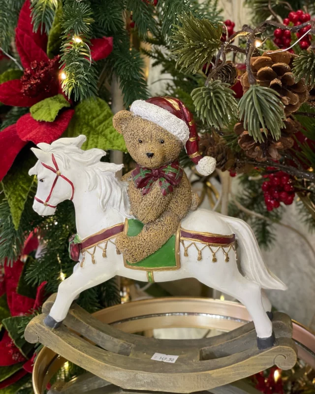 Расписные шары и снеговики ручной работы: где в Гродно купить новогодний декор