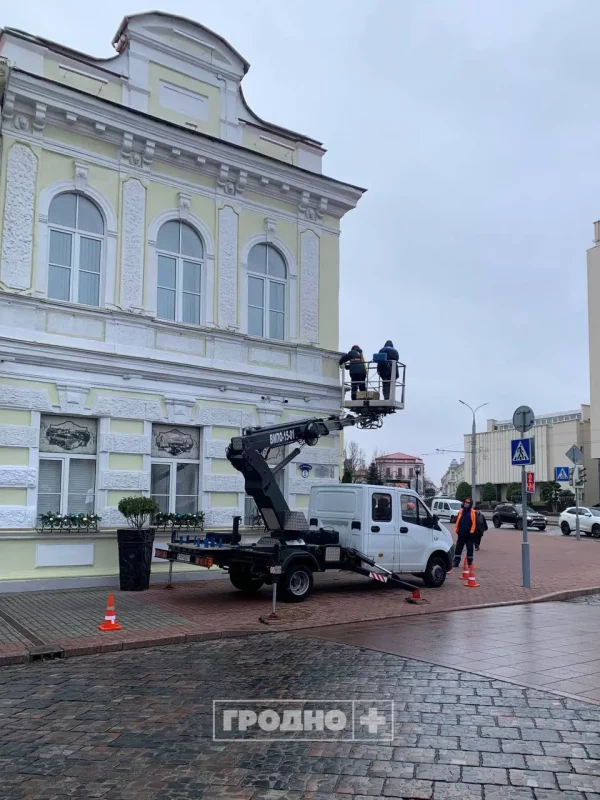 280 тысяч лампочек и звездное небо — как украсят Гродно к зимним праздникам 