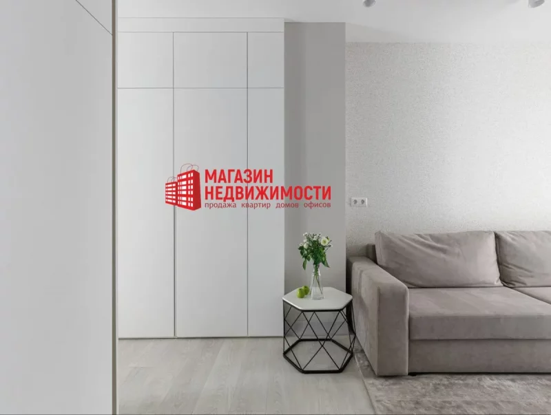 Кватэра каля Triniti