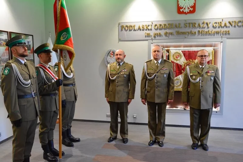 Збигнев Авдей - на фото слева. Скриншот Беларусь 1