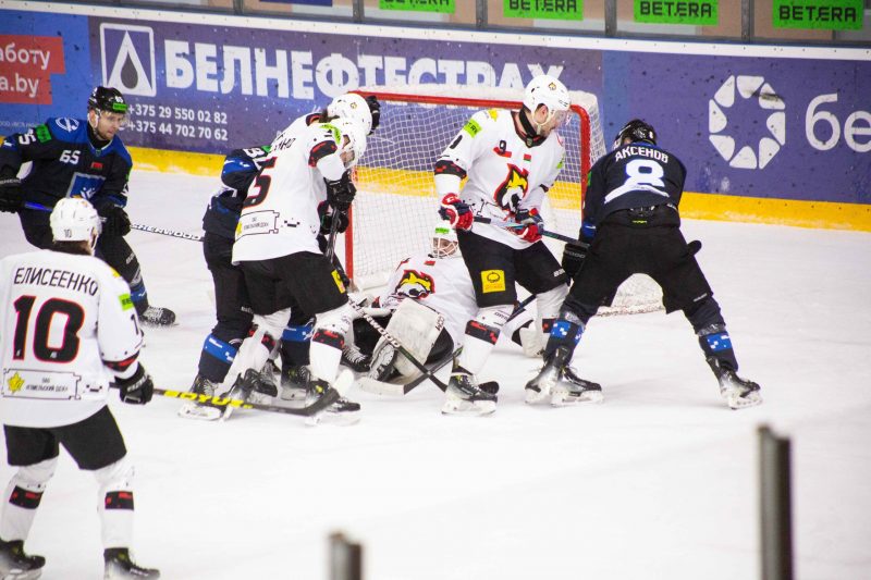 «Локомотив», «Гомель» и «Брест» одержали выездные победы в матчах Экстралиги