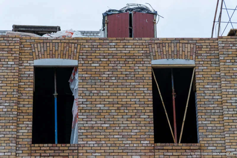 Расіяне прадаюць бізнесы і нерухомасць, каб купіць кватэру ў новым ЖК у Гродне