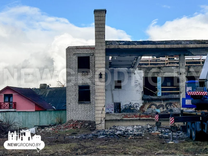 В Гродно реконструируют бассейн «Лазурный» — на его месте появится аквапарк 