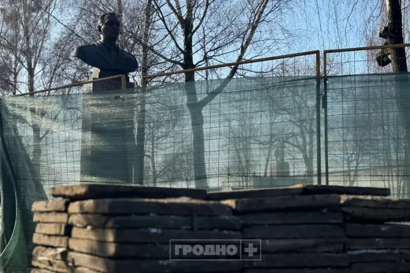 Рамонт Вайсковых могілак на Белуша ў Гродне