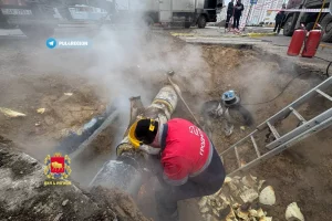 Прорыв трубопровода на Кремко в Гродно. Фото: облисполком