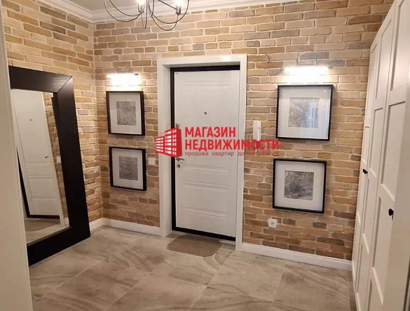 Недвижимость недели: продается квартира на 10 этаже, вся отделанная кирпичом