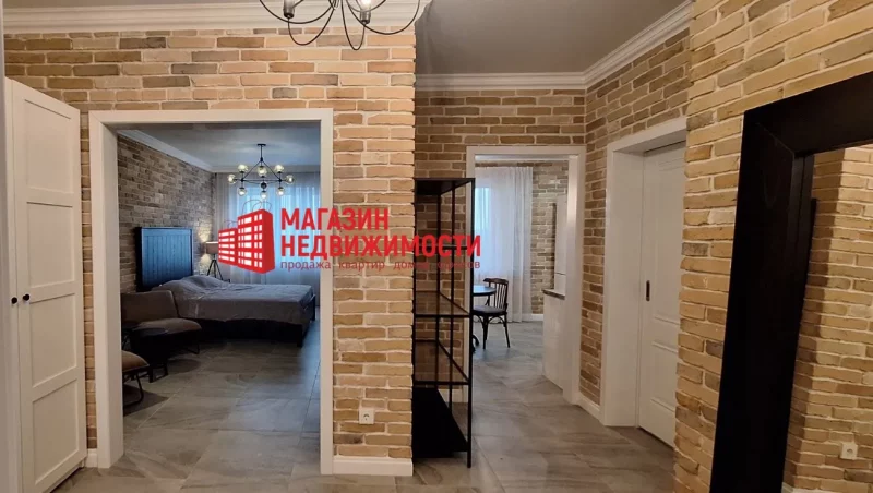 Недвижимость недели: продается квартира на 10 этаже, вся отделанная кирпичом