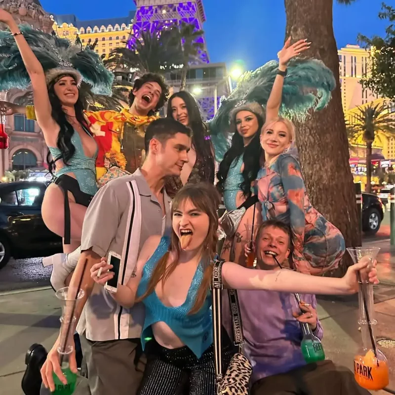 «Я бы сделала это и бесплатно». Слонимчанка снялась в фильме, который получил пять “Оскаров” «Я бы сделала это и бесплатно». Слонимчанка снялась в фильме, который получил пять “Оскаров”