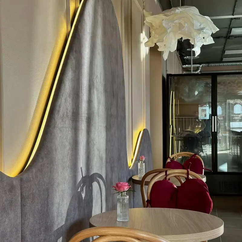 У гродненской кондитерской появилась кофейня — там подают авторские десерты и матчу с бергамотом У гродненской кондитерской появилась кофейня — там подают авторские десерты и матчу с бергамотом