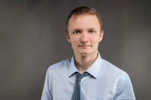 “КГБ в Гродно пытался меня вернуть”. Евгений Дудкин про желание быть полезным, могилевские стереотипы и будущее Ольшанки Евгений Дудкин. Фото из агитационных материалов парламентской кампании 2019 года