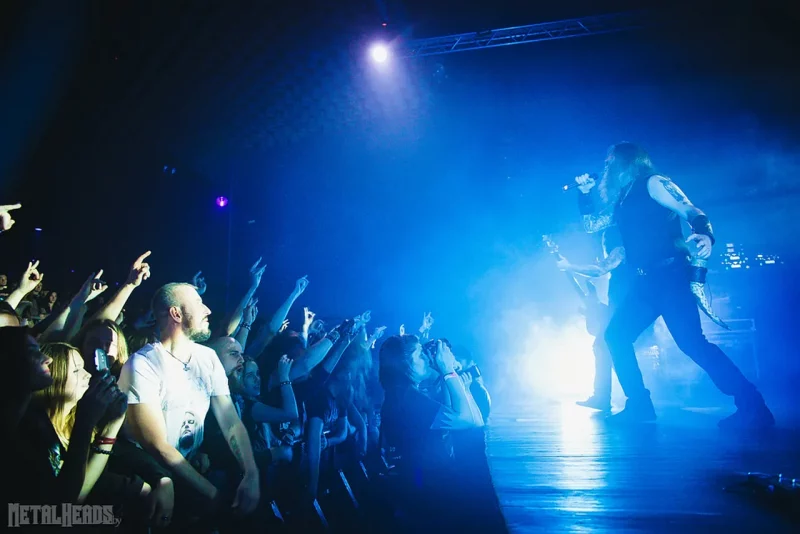 Первый в Беларуси концерт шведской группы Amon Amarth. 2017 год. Источник: metalheads.by