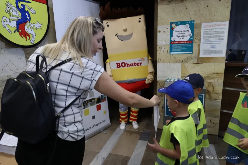 Детей привлекают к голосованию за проекты, финансируемые за счет гражданского бюджета. Фото: Adam Ludwiczak / Urząd miasta Białystok