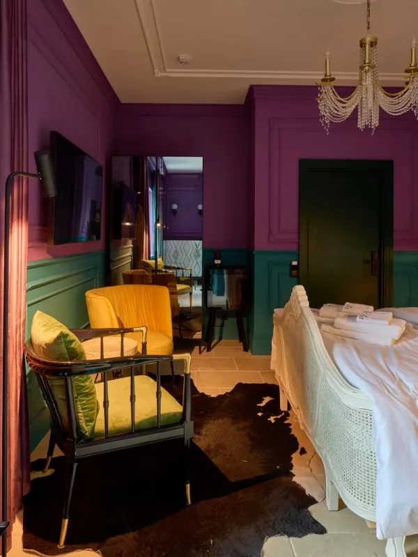 Интерьеры отеля Cult в Гродно