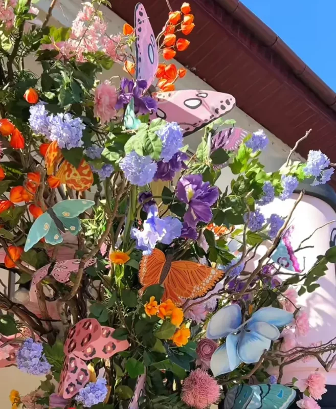 Фотозона возле кафе "Наше место"