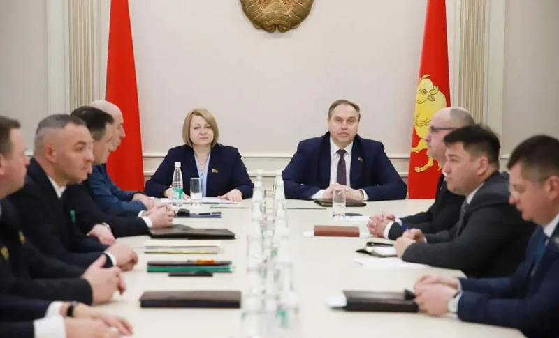 Выдвижение кандидатов в делегаты Всебеларусского народного собрания на заседании президиума Гродненского областного Совета депутатов. Фото: Гродненский облисполком