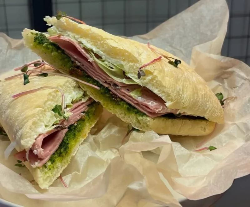 кафэ Chill на Дзевятоўцы