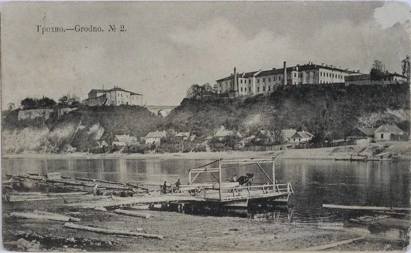 Гродненец с помощью нейросети раскрашивает архивные фото города 