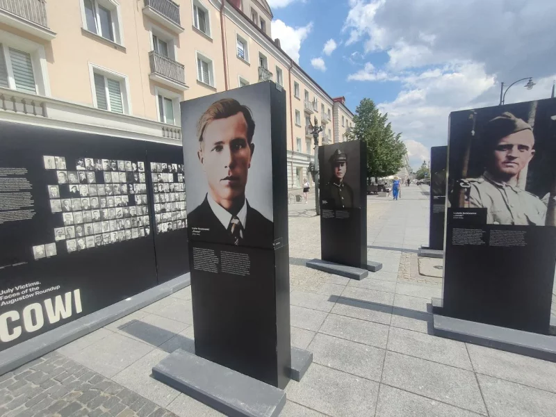 Выставка в Белостоке, посвященная жертвам Августовской облавы. Июль 2025. Фото: Hrodna.life