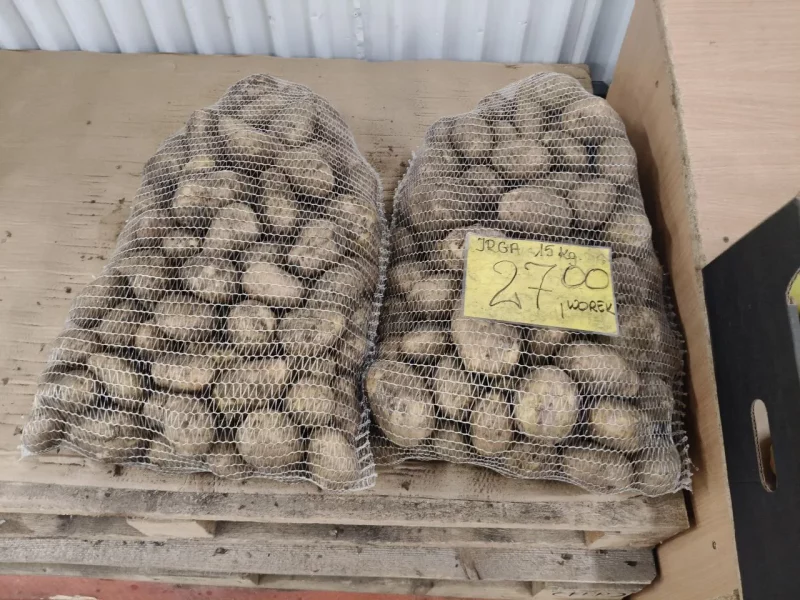 Цены овощей на рынке в Польше. Фото: Hrodna.life