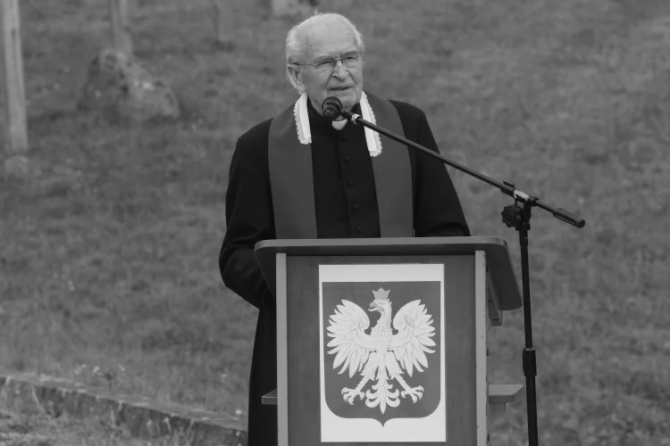 Ксёндз Станислав Высоцкий (умер в 2024 году). Фото: dzieje.pl