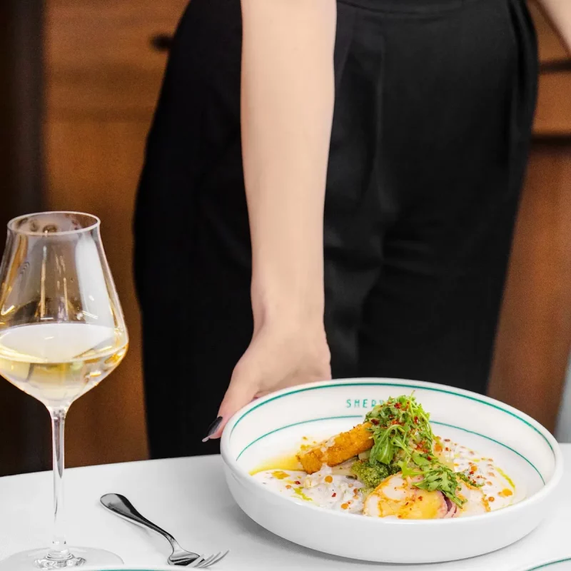 В Гродно пришел проект Eat and Meet. Вот в каком ресторане он будет шервуд