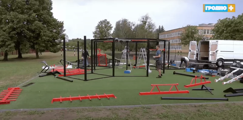 У трех гродненских школ появятся спортплощадки. Туда могут прийти и горожане У трех гродненских школ появятся спортплощадки. Туда могут прийти и горожане